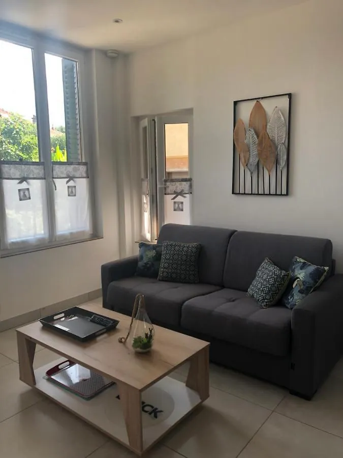 Apartament La Maison D'Alice Aix-les-Bains 0*,